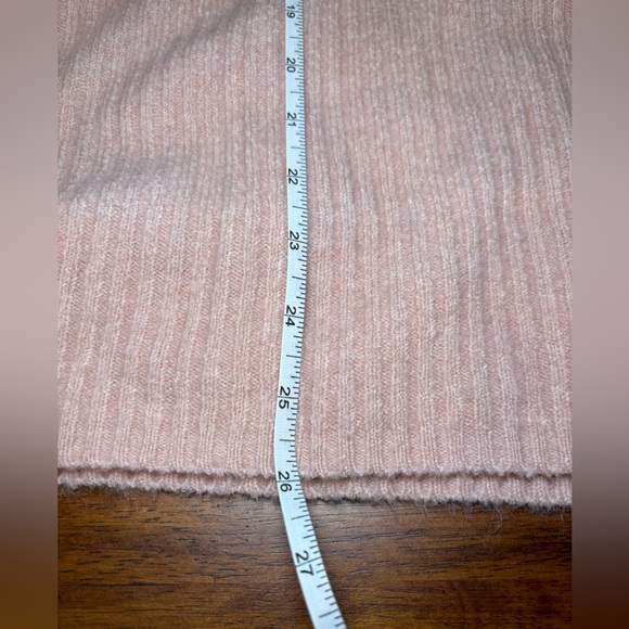 Liz Claiborne light pink puffed sleeve sweater size 2x Very soft sweater. - Picture 9 of 9